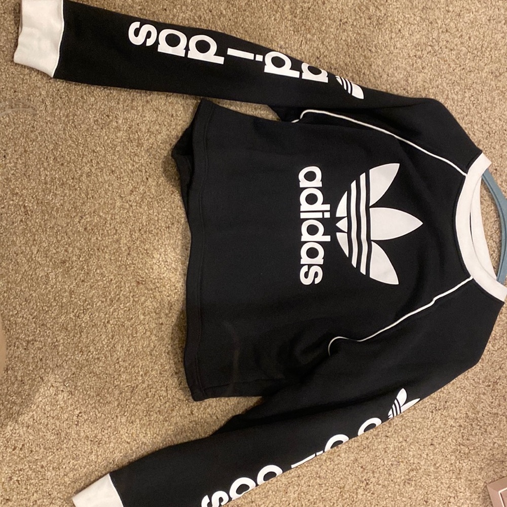Super cute adidas sweatshirt!